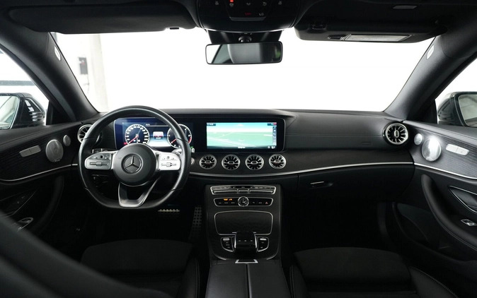 Mercedes-Benz Klasa E cena 159900 przebieg: 121530, rok produkcji 2018 z Kalisz Pomorski małe 497